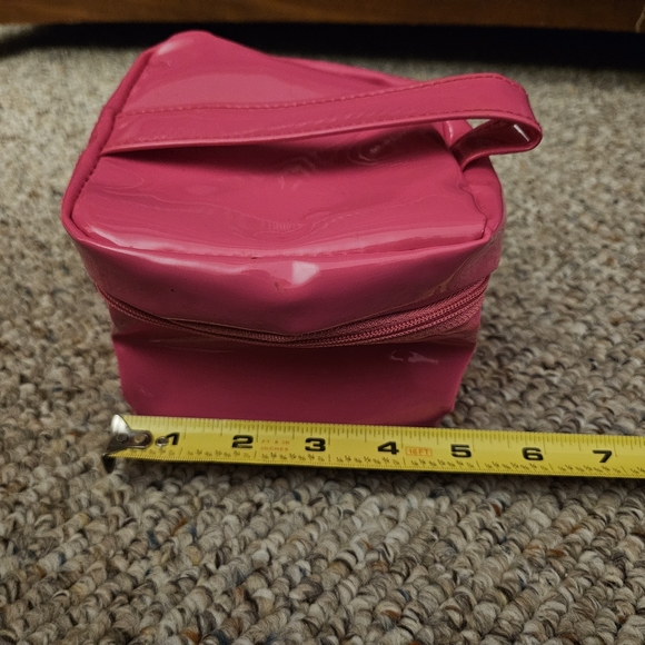 Nail Kit In Pink Case - Picture 4 of 5